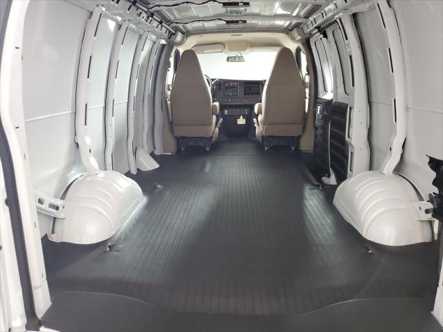 2026 Chevrolet Express Cargo Van 2500 Regular Wheelbase, WT, RWD