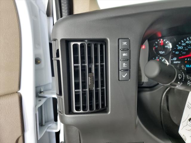 2026 Chevrolet Express Cargo Van 2500 Regular Wheelbase, WT, RWD