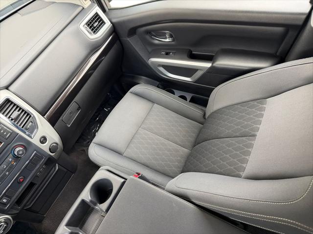 2019 Nissan Titan SV
