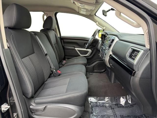 2019 Nissan Titan SV