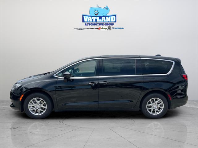2027 Chrysler Pacifica PACIFICA LX 2027 Chrysler Pacifica PACIFICA LX