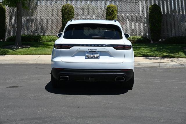 2022 Porsche Cayenne Base