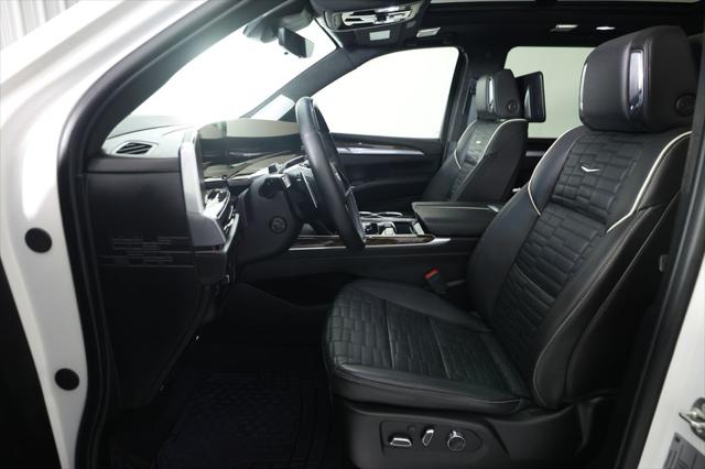 2025 Cadillac Escalade Sport Platinum