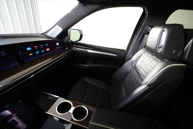 2025 Cadillac Escalade Sport Platinum