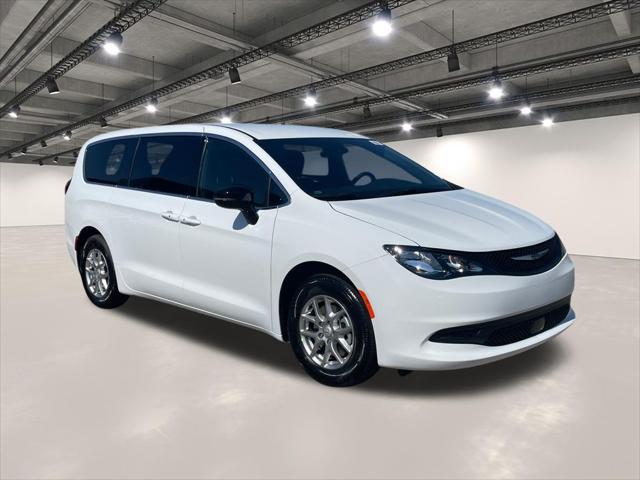 2026 Chrysler Voyager LX