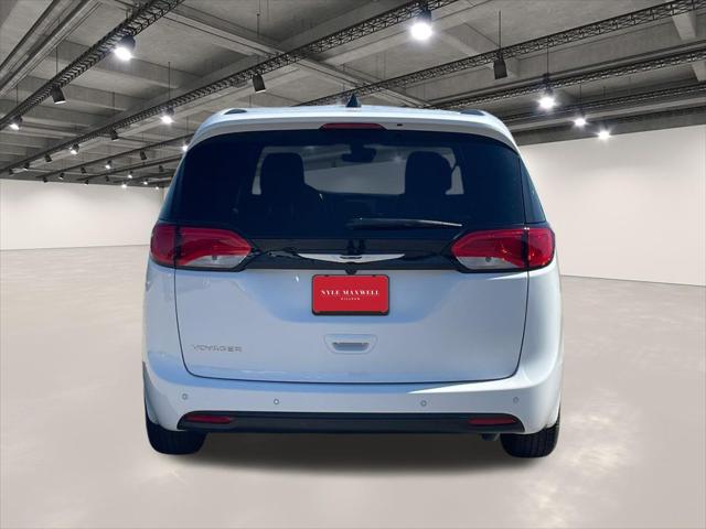 2026 Chrysler Voyager LX