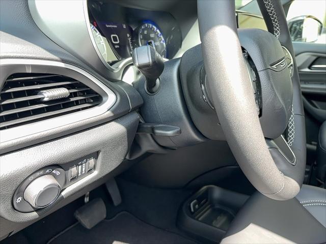2027 Chrysler Pacifica LX