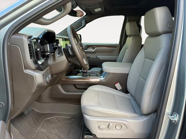 2026 Chevrolet Silverado 1500 4WD Crew Cab Standard Bed LT