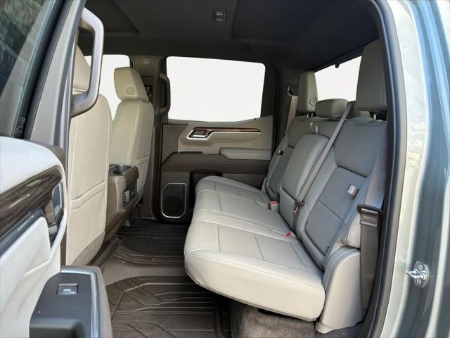 2026 Chevrolet Silverado 1500 4WD Crew Cab Standard Bed LT