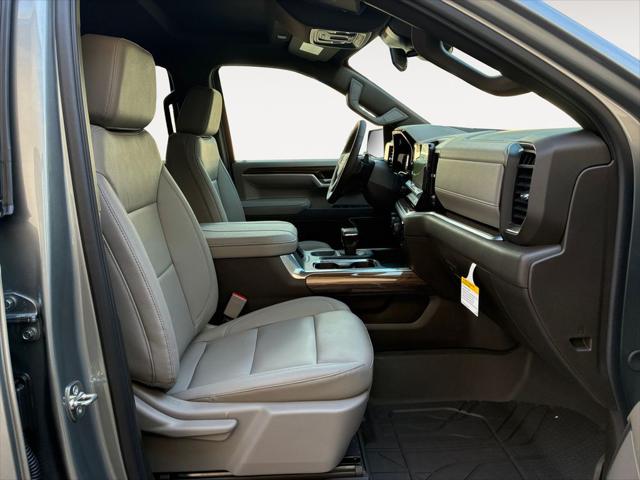 2026 Chevrolet Silverado 1500 4WD Crew Cab Standard Bed LT