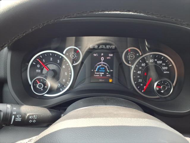 2026 Ram 1500 Big Horn Crew Cab 4x2 57 Box