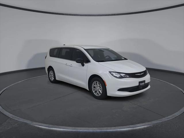 2027 Chrysler Pacifica LX