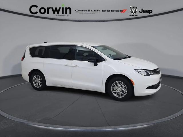 2027 Chrysler Pacifica LX for sale in Springfield, MO
