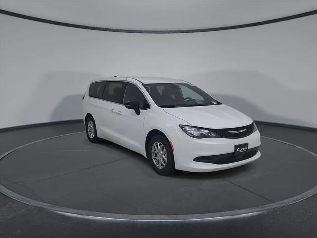 2027 Chrysler Pacifica LX