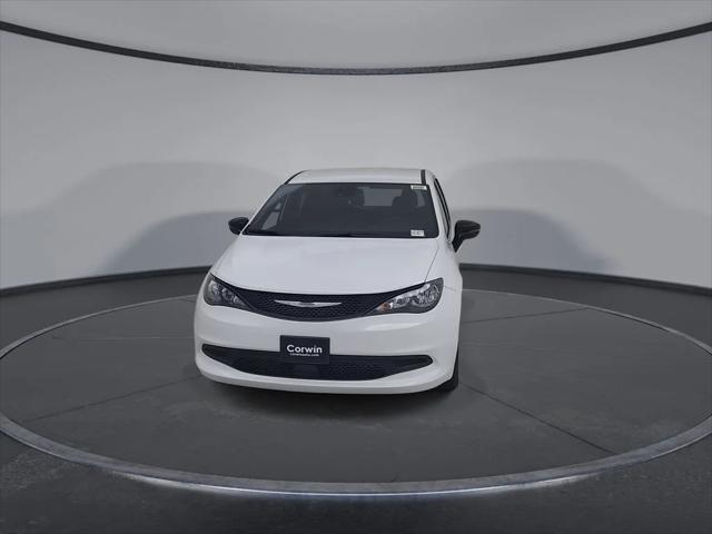 2027 Chrysler Pacifica LX