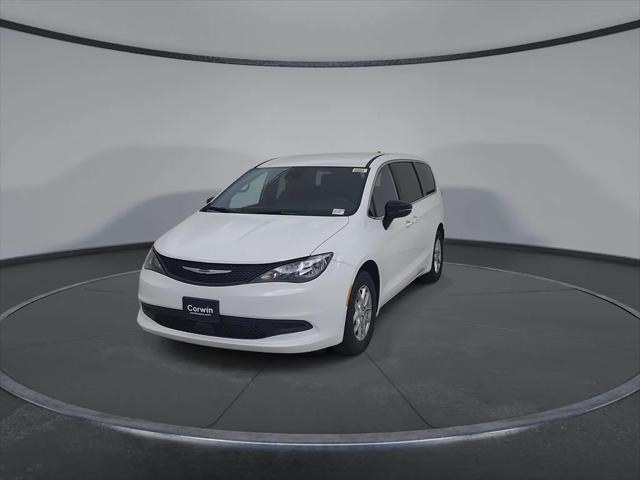2027 Chrysler Pacifica LX