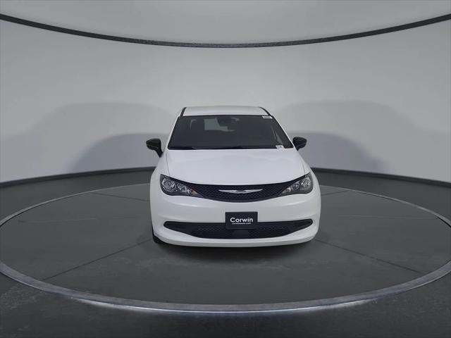 2027 Chrysler Pacifica LX