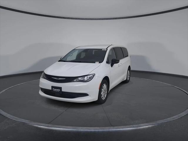 2027 Chrysler Pacifica LX