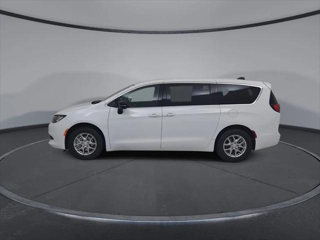 2027 Chrysler Pacifica LX