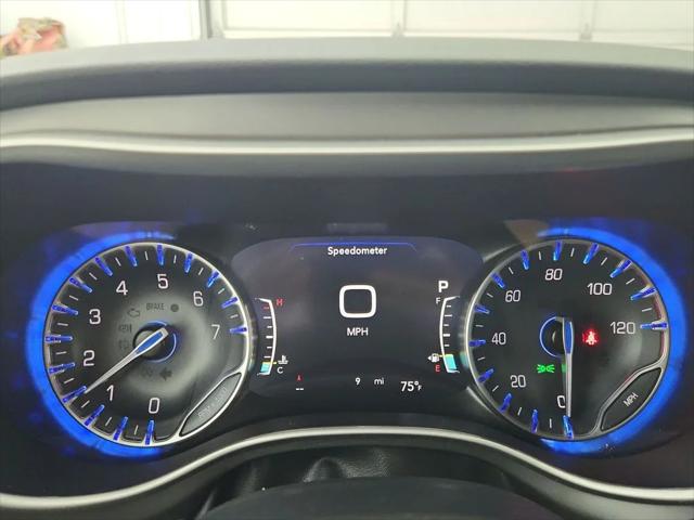 2027 Chrysler Pacifica LX