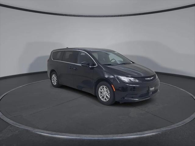2027 Chrysler Pacifica LX