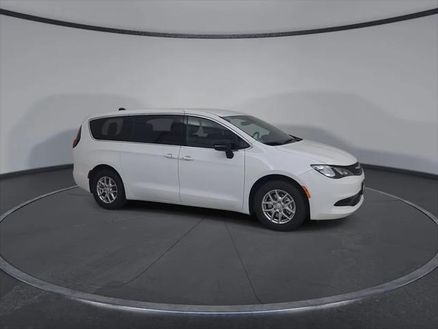 2027 Chrysler Pacifica LX