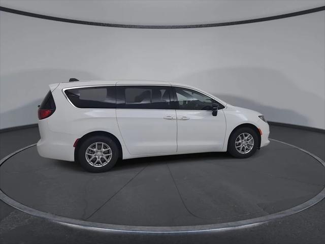 2027 Chrysler Pacifica LX