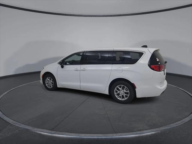 2027 Chrysler Pacifica LX