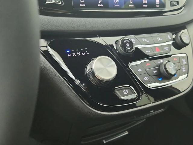 2027 Chrysler Pacifica LX