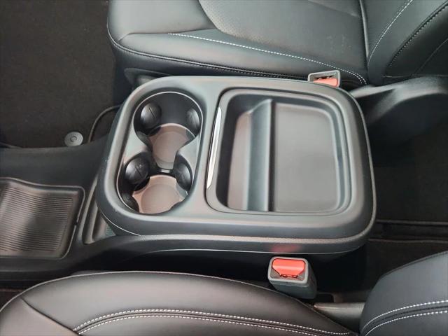 2027 Chrysler Pacifica LX
