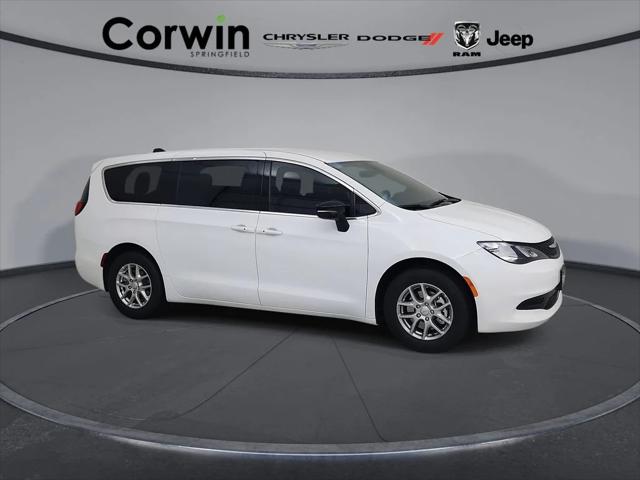 2027 Chrysler Pacifica LX for sale in Springfield, MO