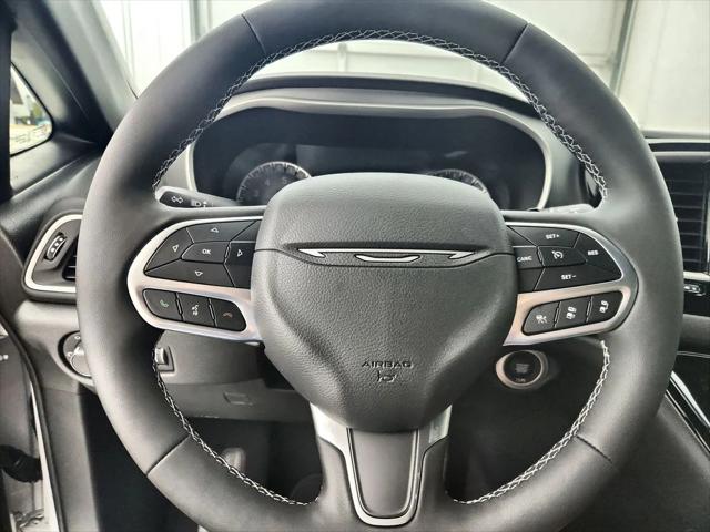 2027 Chrysler Pacifica LX