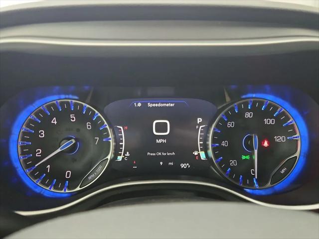 2027 Chrysler Pacifica LX