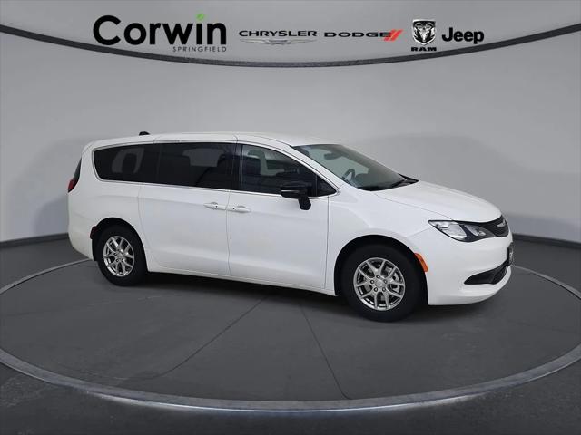 2027 Chrysler Pacifica LX for sale in Springfield, MO