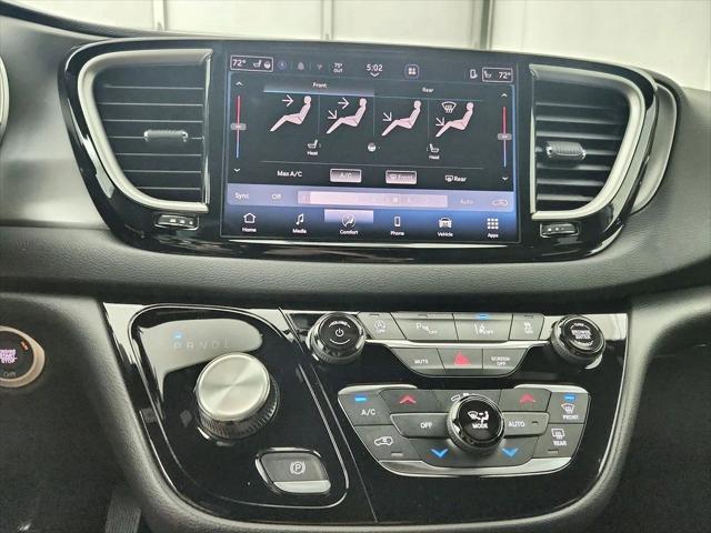 2027 Chrysler Pacifica LX
