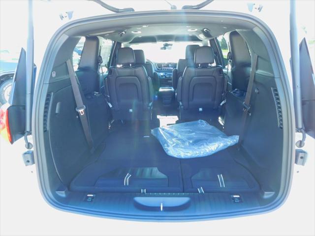 2027 Chrysler Pacifica LX
