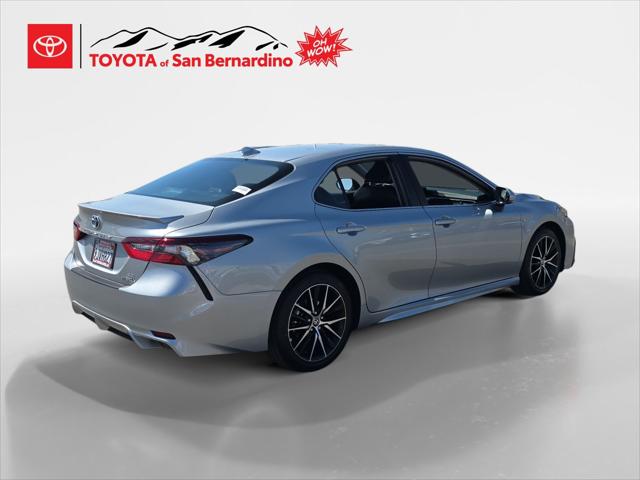 2024 Toyota Camry SE
