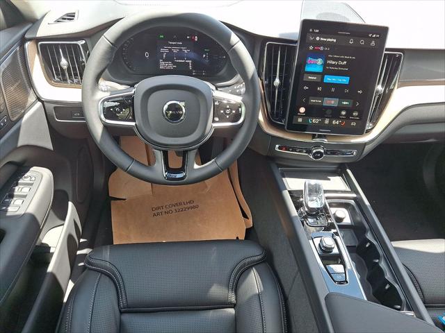 2026 Volvo XC60 Plug-In Hybrid Ultra, T8 AWD Electric/Gasoline, Dark