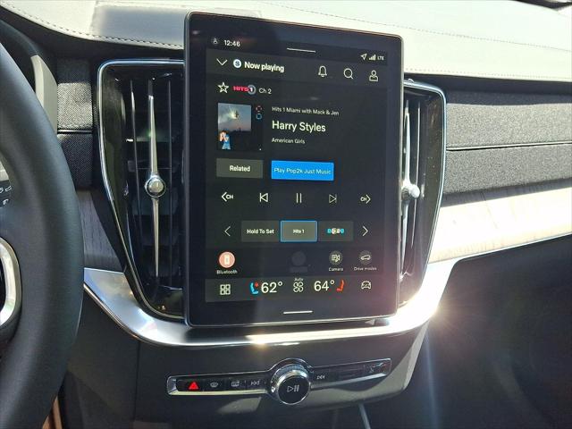 2026 Volvo XC90 Plug-In Hybrid Ultra Dark Theme, T8 AWD, Electric/Gasoline, 6 Seats