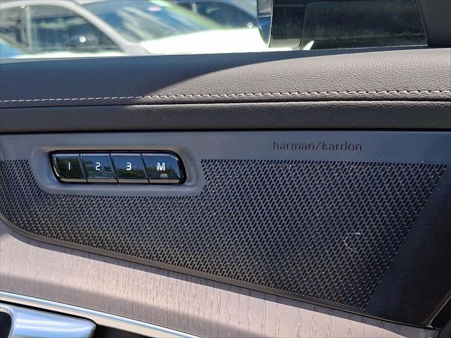 2026 Volvo XC90 Plug-In Hybrid Ultra Dark Theme, T8 AWD, Electric/Gasoline, 6 Seats