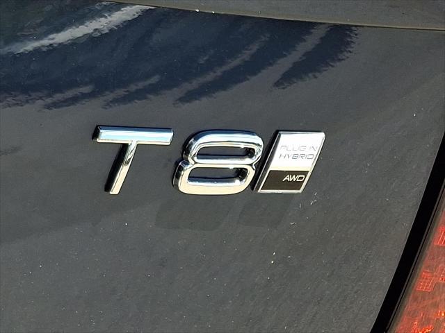 2026 Volvo XC90 Plug-In Hybrid Ultra Dark Theme, T8 AWD, Electric/Gasoline, 6 Seats