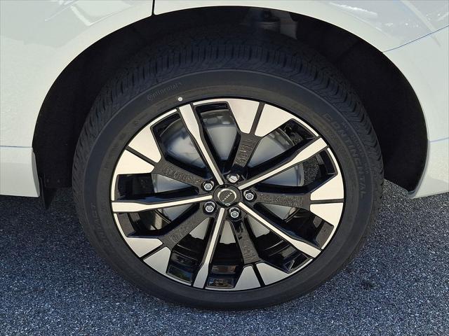 2026 Volvo XC60 Plug-In Hybrid Plus, T8 AWD Electric/Gasoline, Dark