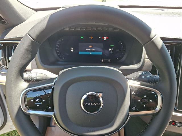 2026 Volvo XC90 Plug-In Hybrid Ultra Dark Theme, T8 AWD, Electric/Gasoline, 6 Seats