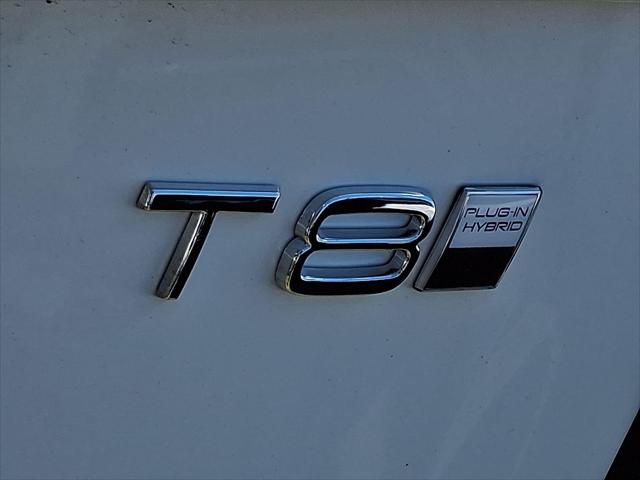 2026 Volvo XC90 Plug-In Hybrid Ultra Dark Theme, T8 AWD, Electric/Gasoline, 6 Seats