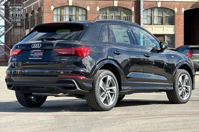 2025 Audi Q3 Premium 45 TFSI S line quattro Tiptronic