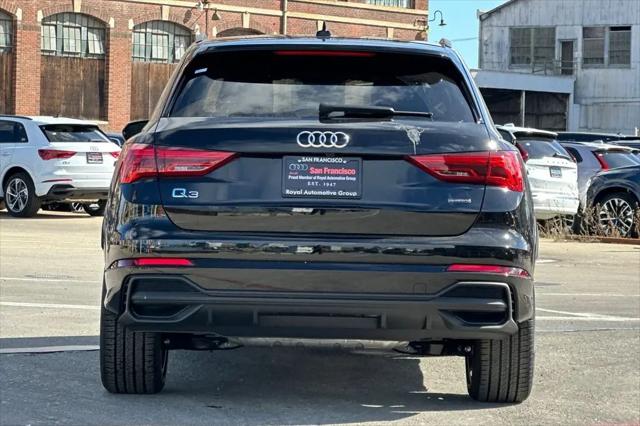 2025 Audi Q3 Premium 45 TFSI S line quattro Tiptronic