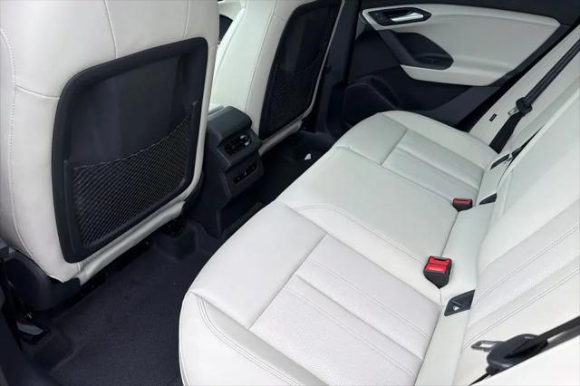 2027 Audi Q6 e-tron Prestige