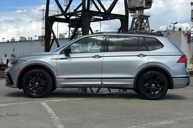 2022 Volkswagen Tiguan 2.0T SE R-Line Black