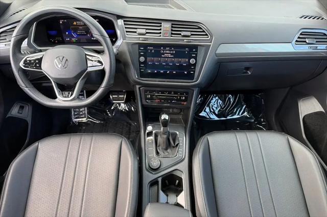 2022 Volkswagen Tiguan 2.0T SE R-Line Black