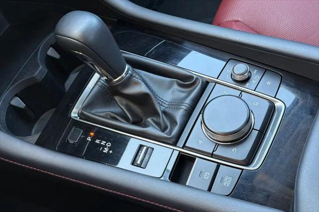 2023 Mazda Mazda3 2.5 S Carbon Edition